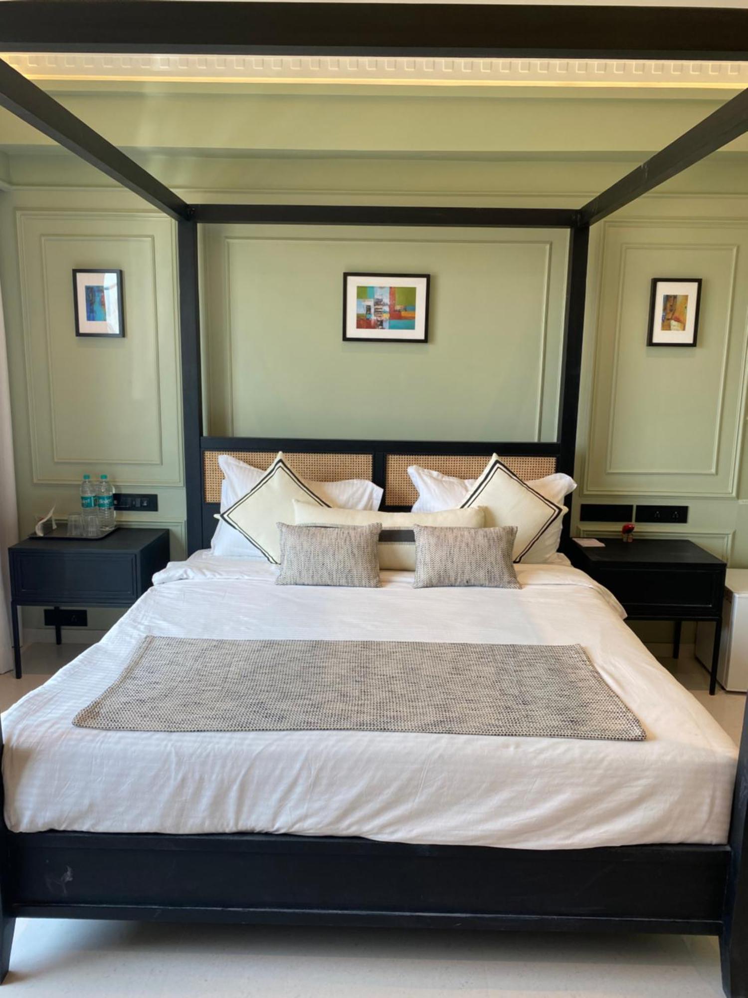 Hotel Mumbai House, Malad ภายนอก รูปภาพ