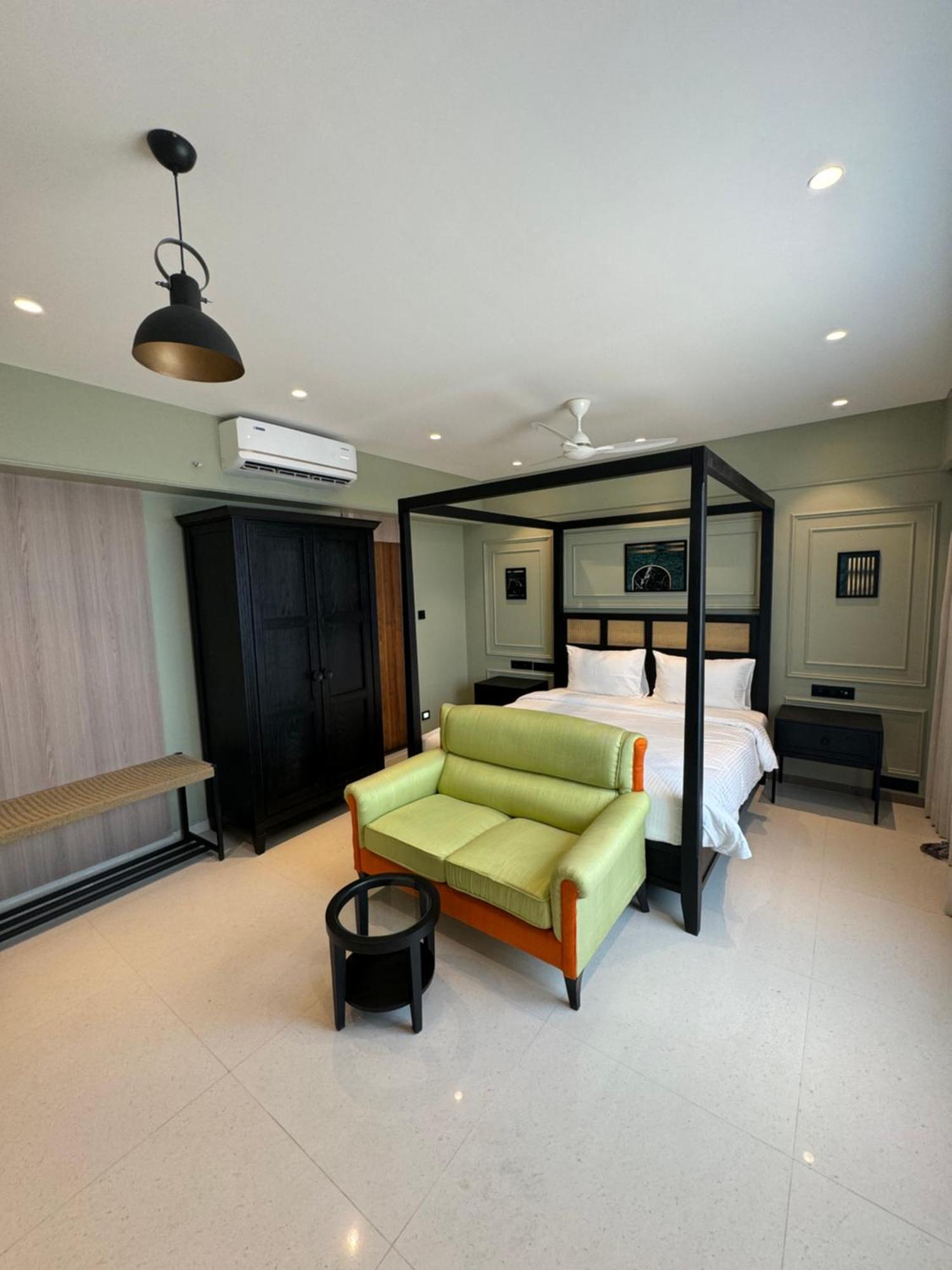 Hotel Mumbai House, Malad ภายนอก รูปภาพ
